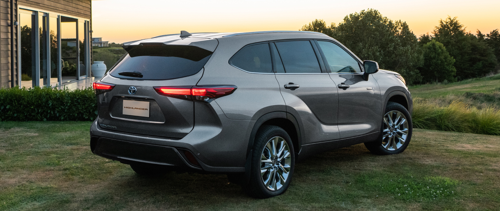 ハイランダー（HIGHLANDER）SUV | 愛媛トヨタ自動車株式会社