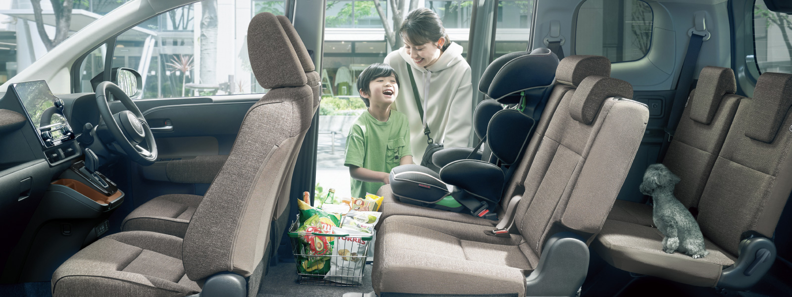 シエンタ（SIENTA）ミニバンの室内空間 | 愛媛トヨタ自動車株式会社