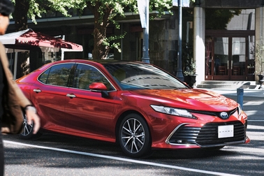 G“レザーパッケージ”(2WD)