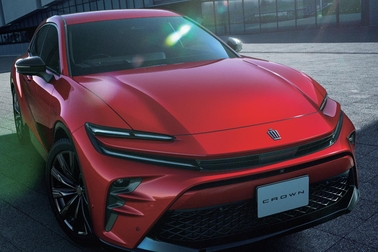 SPORT Z(2.5Lハイブリッド車)