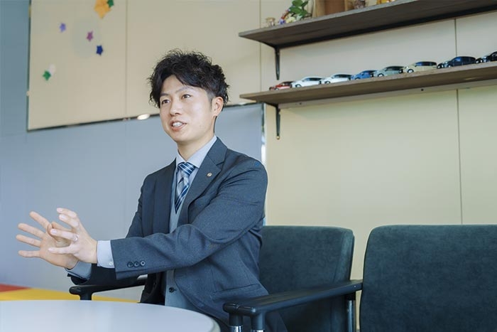 採用ページ_-社員インタビュー_酒井啓吾04