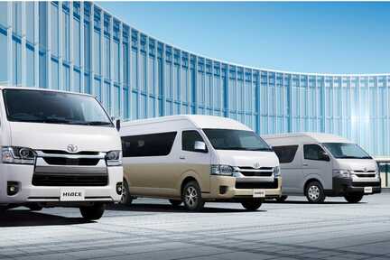 （左）：VAN・2WD・2800ディーゼル・標準ボディ・スーパーGL