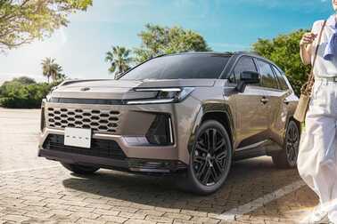 【モデル入り素材】Z（プラグインハイブリッド）